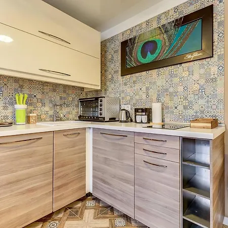 Apartment Mordelliya Private Jacuzzi *